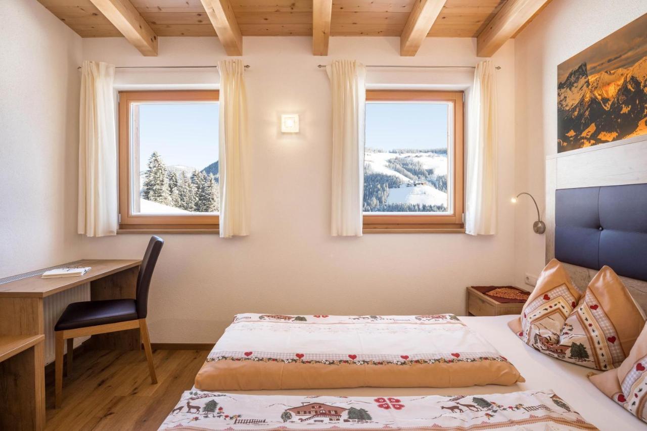 Ciasa Funtanies Sas Dla Crusc Apartman San Martino in Badia Kültér fotó